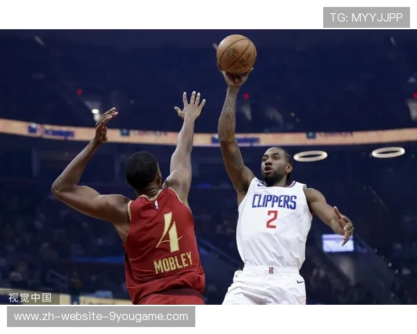 伦纳德补篮命中，快船在主场赢得硬仗